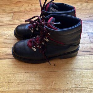 Waterproof Ankle Boots Red Black Blondo Size 7 Lace Up